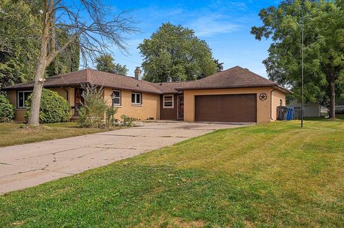 1160 Taft Street, LITTLE CHUTE, WI, 54140 | Card Image