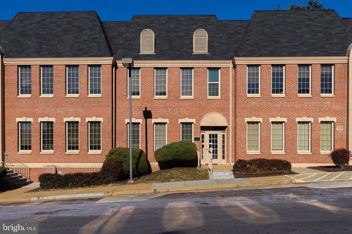 4e-7008 Little River Tpke, ANNANDALE, VA, 22003-5955 | Card Image