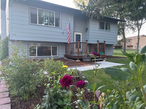 741 Shadow Ln, Kalispell, MT, 59901-2339 | Card Image