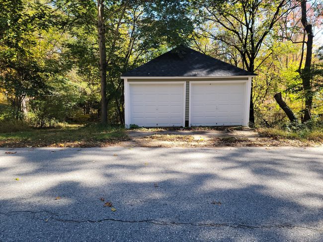 11 Pigeon Swamp Rd, House other with 4 bedrooms, 2 bathrooms and 6 parking in South Windham CT | Image 9