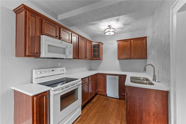457 Pine St, House other with 3 bedrooms, 1 bathrooms and 2 parking in Hookstown PA | Image 11