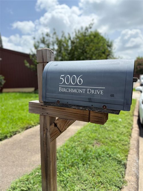 5006 Birchmont Dr, Houston, TX, 77091-5006 | Card Image