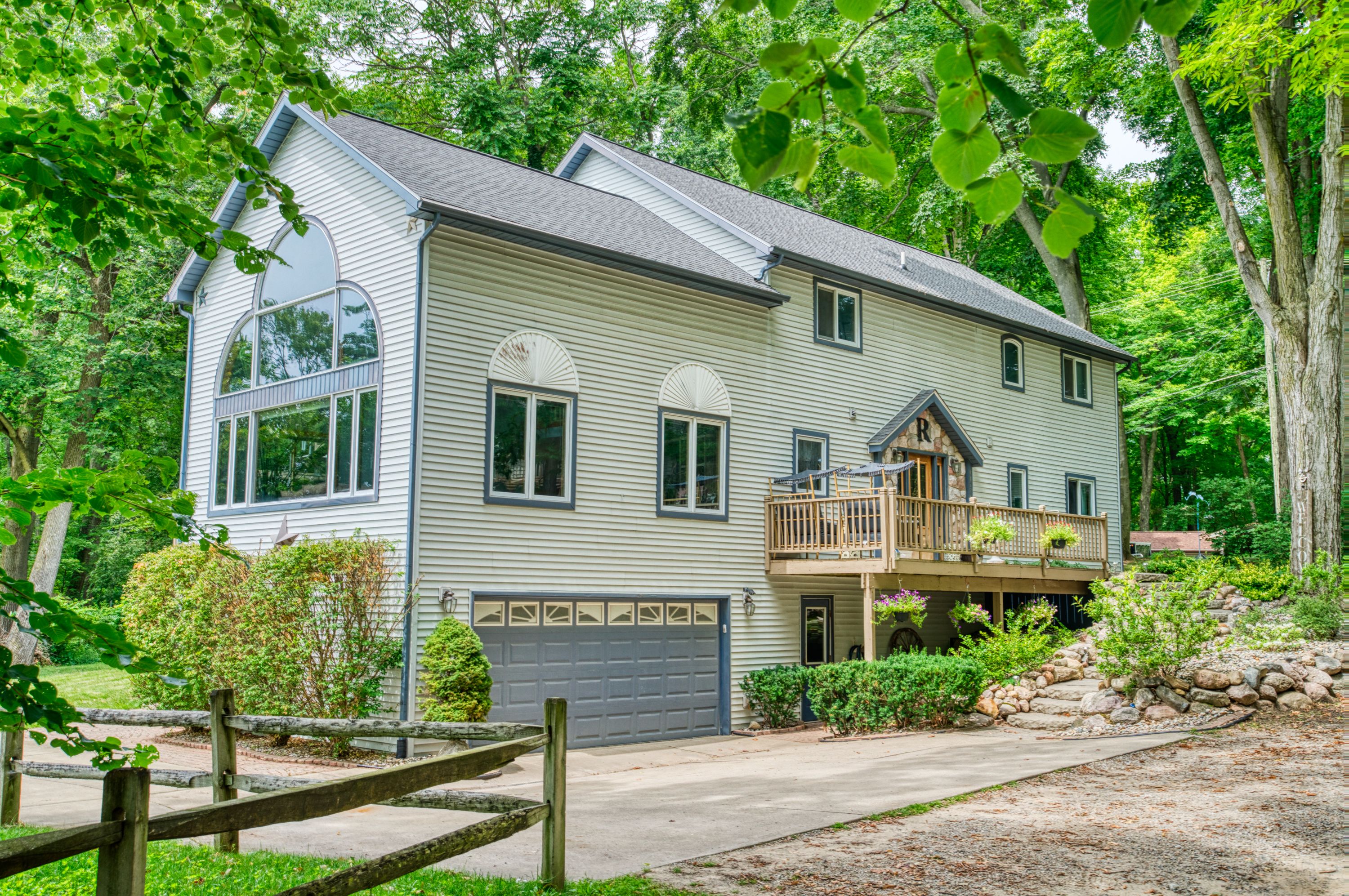 Woodview , Pinckney, MI 48169