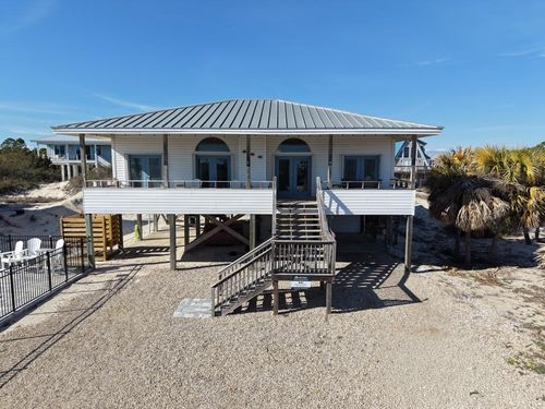 541 W Gulf Beach Dr, Saint George Island, FL, 32328-2606 | Card Image