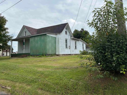 77 Grace Ave, Masontown, WV, 26542-2101 | Card Image