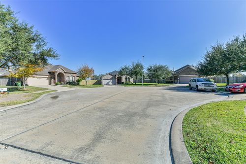 7201 Valentine Ln, Pearland, TX, 77584-3912 | Card Image