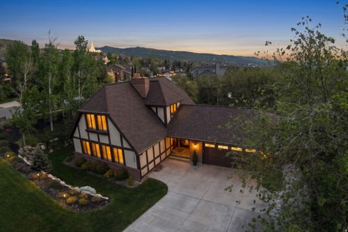 1488 Vineyard Dr, Bountiful, UT, 84010-1315 | Card Image