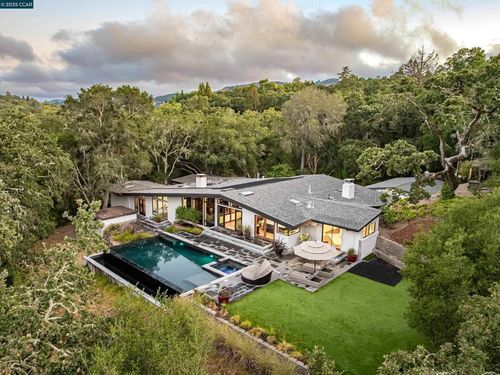 8 Oak Arbor Rd, Orinda, CA, 94563-1727 | Card Image