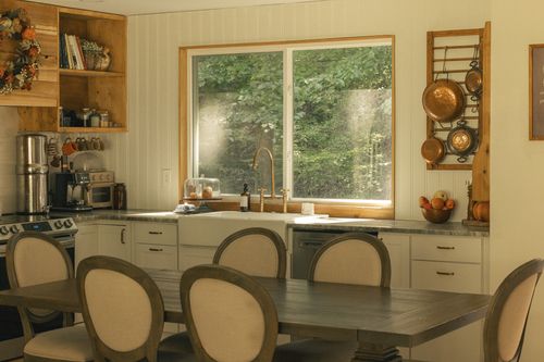 1037 Green Valley Dr, Ashland City, TN, 37015-5419 | Card Image