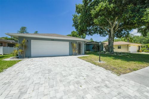 1625 Bay Hill Cir, SARASOTA, FL, 34232-5902 | Card Image