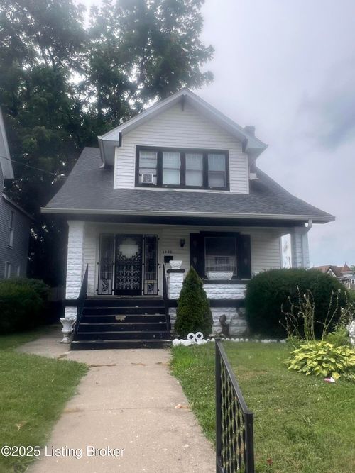 1222 Cypress St, Louisville, KY, 40211-3404 | Card Image