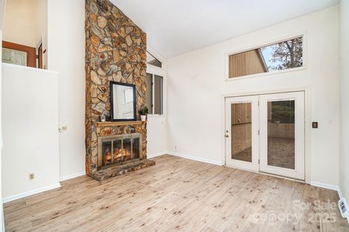 4025 Ivystone Ct, Charlotte, NC, 28277-7663 | Card Image