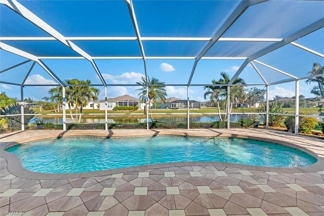 4264 Wordsworth Way, House other with 3 bedrooms, 2 bathrooms and 2 parking in VENICE FL | Image 4