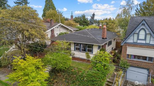 4738 4th Avenue Ne, Seattle, WA, 98105 | Card Image