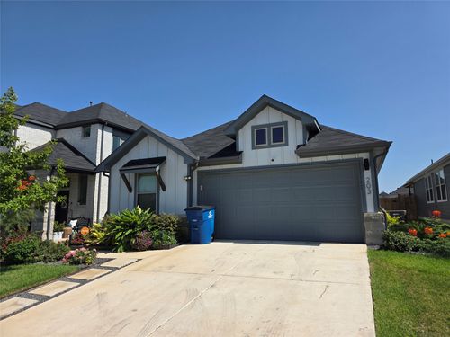 203 Spirit Street, Elgin, TX, 78621 | Card Image