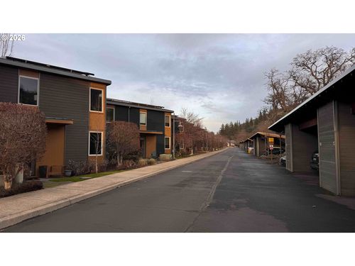 14 Mosier Creek Pl, Mosier, OR, 97040-9615 | Card Image