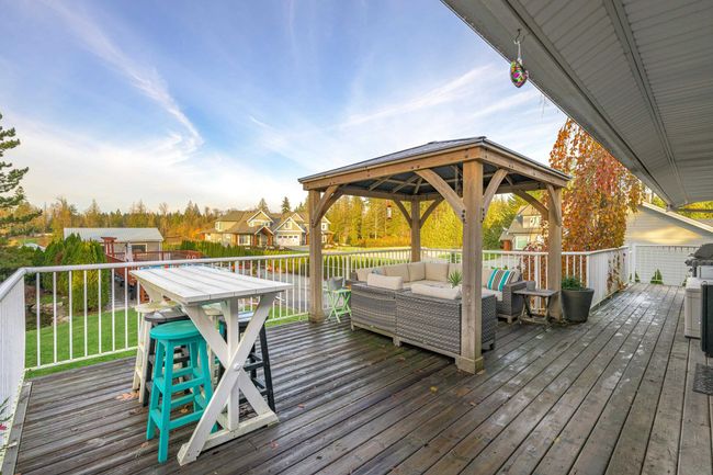 21871 100 Avenue, House other with 6 bedrooms, 5 bathrooms and 12 parking in Langley BC | Image 33