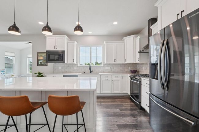 8975 W Eagle Court, House other with 5 bedrooms, 3 bathrooms and null parking in Mequon WI | Image 17