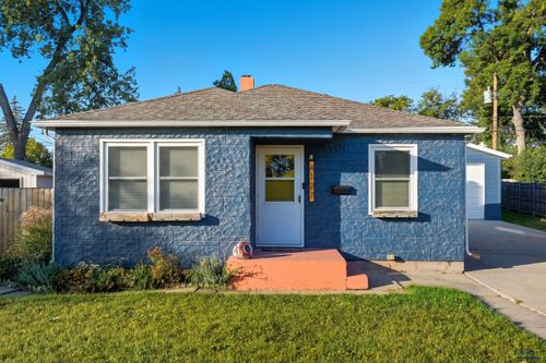 4127 Pleasant Dr, Rapid City, SD, 57702-2136 | Card Image