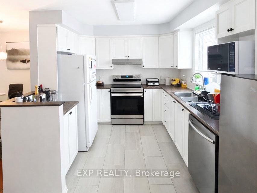 Residential in Hunt Club - South Keys and Area 2