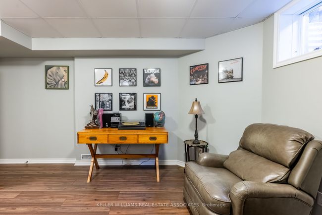 23 Meander Close, House other with 5 bedrooms, 3 bathrooms and 6 parking in Carlisle ON | Image 40