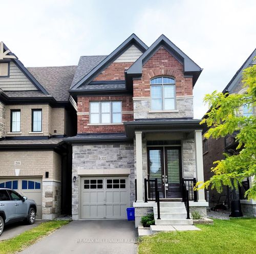 222 Cranbrook Cres, Vaughan, ON, L0J4K9 | Card Image