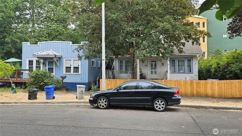 104 Main Ave S, Renton, WA, 98057-2128 | Card Image