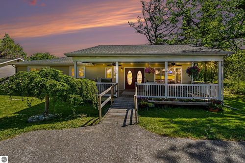 600 Second Avenue, Hale, MI, 48739 | Card Image