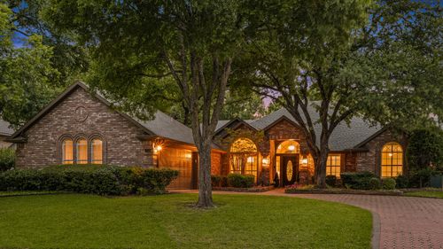 1923 Skelton St, Flower Mound, TX, 75022-4440 | Card Image
