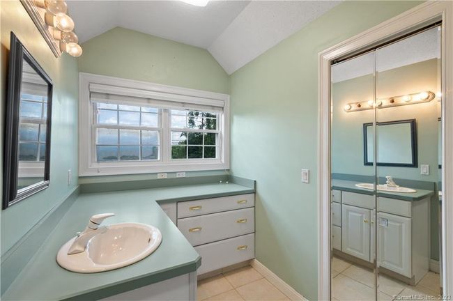 971 N Farms Rd, House other with 3 bedrooms, 2 bathrooms and null parking in Wallingford CT | Image 37