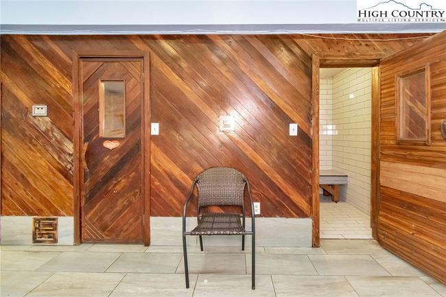 Sauna and Steam Room | Image 27