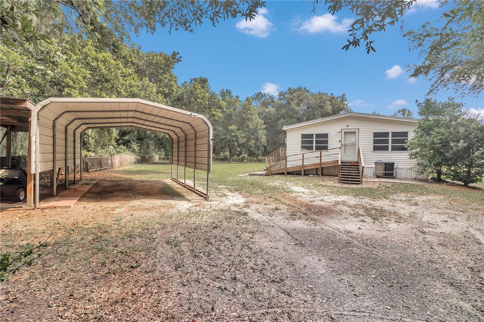 Cr 247 , Lake Panasoffkee, FL 33538
