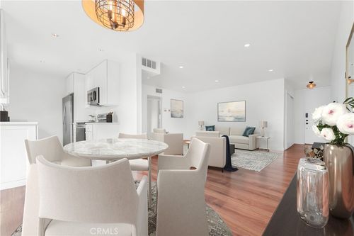 311-532 N Rossmore, Los Angeles, CA, 90004 | Card Image