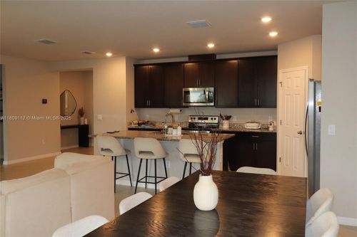 920 Cambridge Dr, Winter Haven, FL, 33881-9740 | Card Image