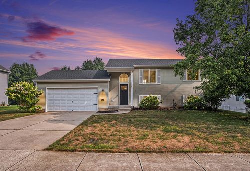 4139 Whirlwind Dr, Rockford, MI, 49341-8259 | Card Image