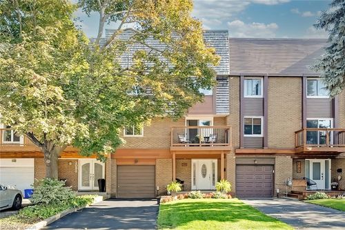 2100 Worthington Dr, Oakville, ON, L6L1E3 | Card Image