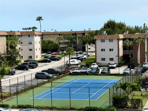 405-8101 Sw 24th Ct, Davie, FL, 33324-7714 | Card Image