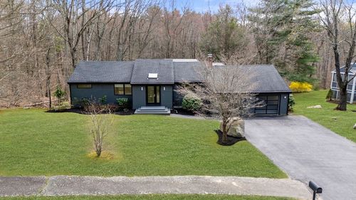 6 Osprey Rd, Sharon, MA, 02067-2920 | Card Image