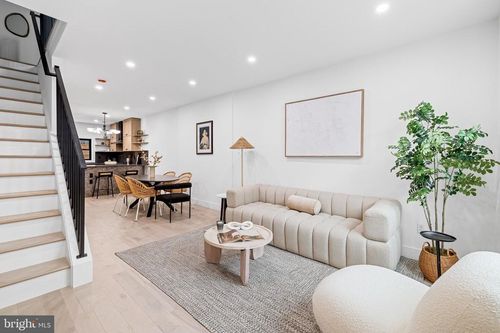 2035 Pierce St, PHILADELPHIA, PA, 19145-2012 | Card Image