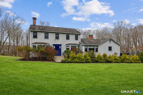 17 Abbotts Hill Rd, Newtown, CT, 06470-2421 | Card Image