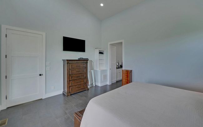 433 Hawkeye Trl, Home with 3 bedrooms, 3 bathrooms and null parking in Marble NC | Image 26
