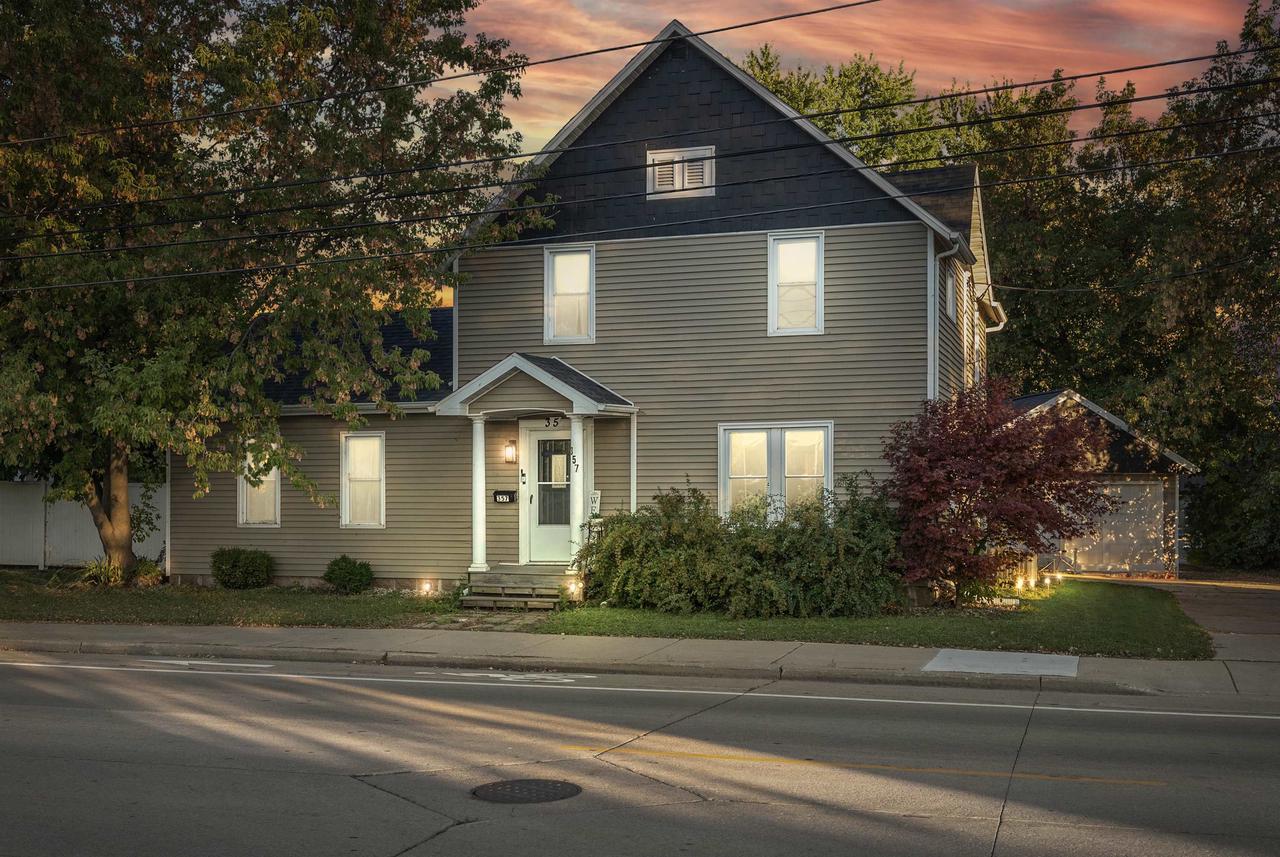 Ahnaip St, Menasha, WI 54952