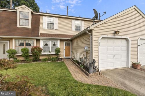 89 River Bank Dr, ROEBLING, NJ, 08554-1524 | Card Image