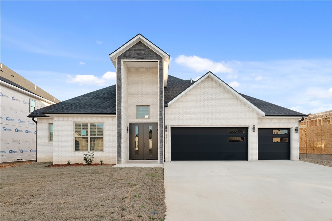 Residential Lease in Centerton