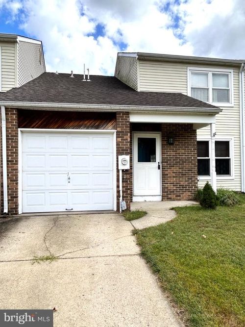 306 Foxwood Ln, MARLTON, NJ, 08053-2721 | Card Image