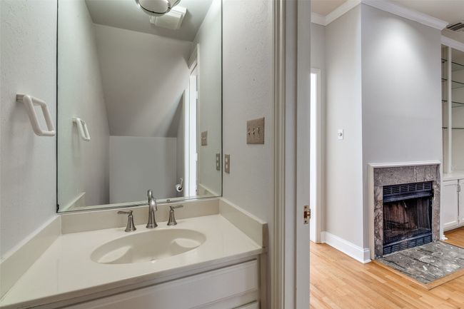 Half Bath in Living Room. | Image 6