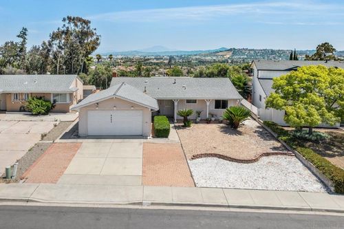 9641 Lutheran Way, Santee, CA, 92071-1508 | Card Image