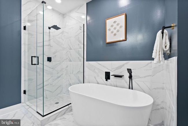 UNIT-1 - 2019 M St Ne, Condo with 2 bedrooms, 2 bathrooms and null parking in WASHINGTON DC | Image 15