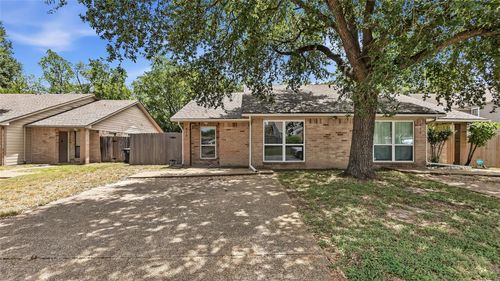 610 Cross Timbers Dr, College Station, TX, 77840-5031 | Card Image