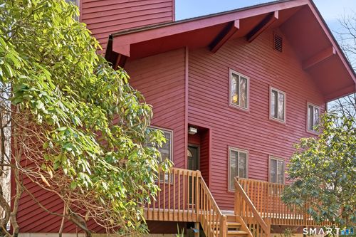 136 Hoyts Hill, Bethel, CT, 06801 | Card Image